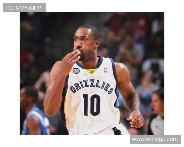 老当益壮的足球球星盘点：这些传奇人物如何延续职业生涯辉煌